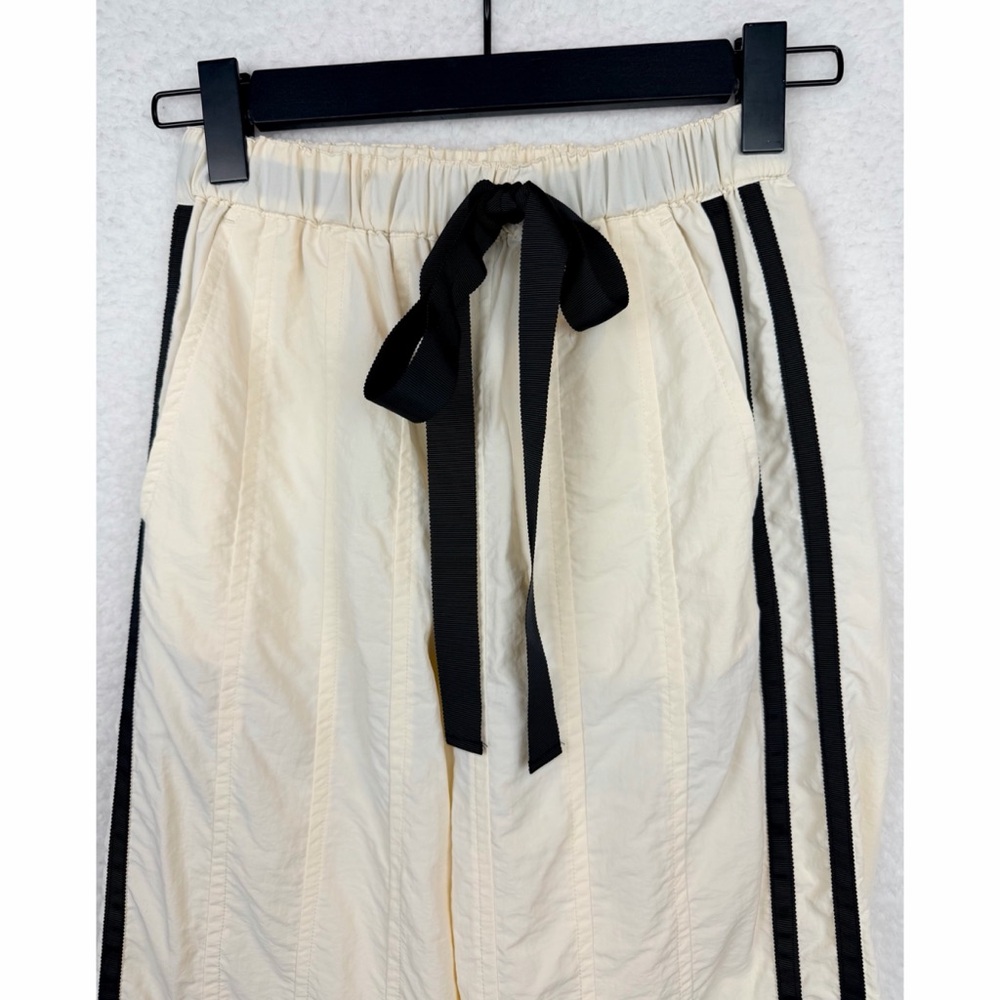 LAGUA GEM • Cream/Black Wide-Leg Ribbon Trim High-Waisted Drawstring Pants, S - Picture 9 of 16